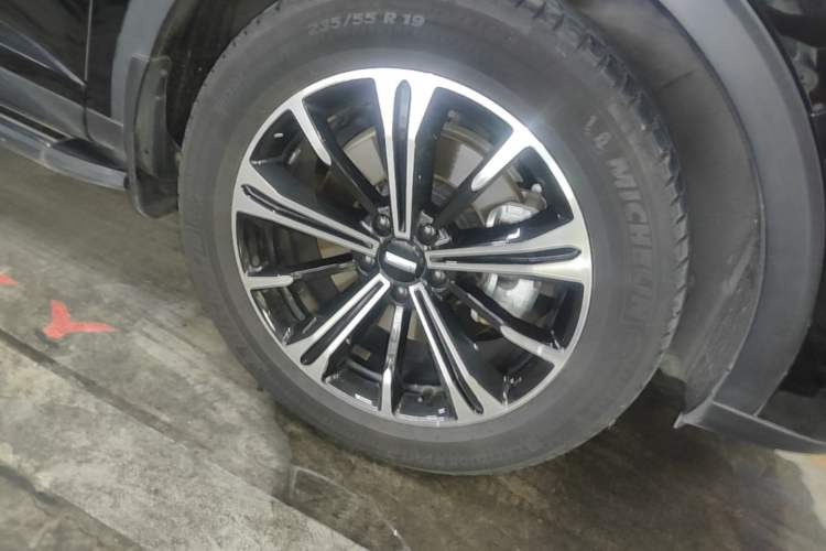 Used Wey VV6 2020 2.0T Two-Wheel Drive Smart Protection+ Right Front Wheel Hub