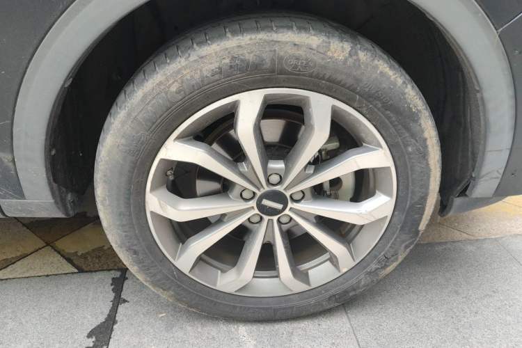 Used Wey VV6 2020 2.0T Two-Wheel Drive Smart Protection+ Right Front Wheel Hub
