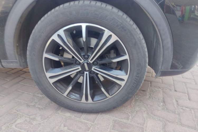 Used Wey VV6 2020 2.0T Two-Wheel Drive Smart Protection+ Right Front Wheel Hub