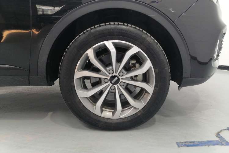 Used Wey VV6 2020 2.0T Two-Wheel Drive Smart Enjoyment+ Right Front Wheel Hub
