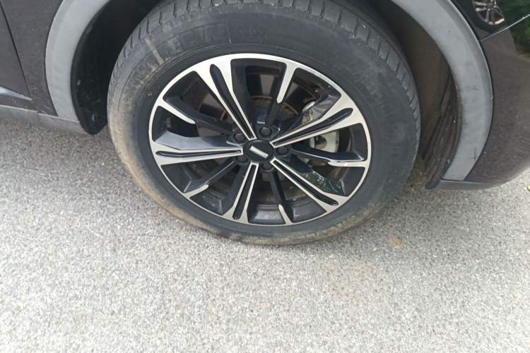 Used Wey VV6 2020 2.0T Two-Wheel Drive Smart Protection+ Right Front Wheel Hub