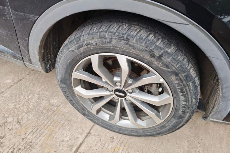 Used Wey VV6 2020 2.0T Two-Wheel Drive Smart Enjoyment+ Right Front Wheel Hub