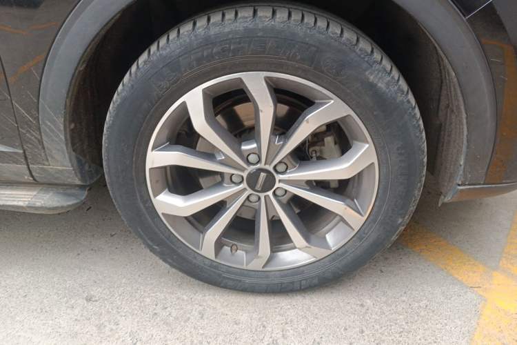 Used Wey VV6 2020 2.0T Two-Wheel Drive Smart Protection+ Right Front Wheel Hub