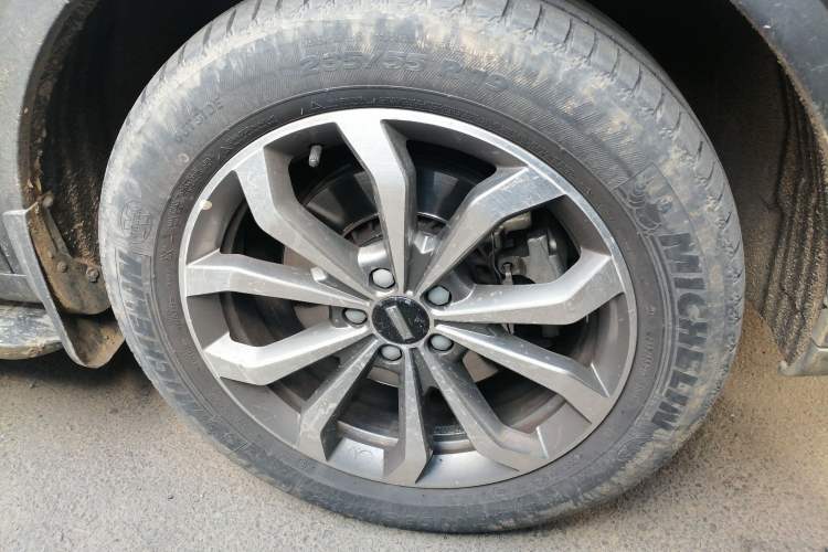Used Wey VV6 2020 2.0T Two-Wheel Drive Smart Enjoyment+ Right Front Wheel Hub