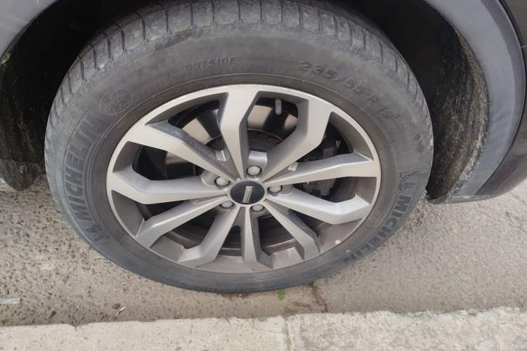 Used Wey VV6 2020 2.0T Two-Wheel Drive Smart Enjoyment+ Right Front Wheel Hub