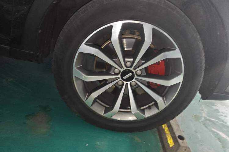 Used Wey VV6 2020 2.0T Two-Wheel Drive Smart Enjoyment+ Right Front Wheel Hub