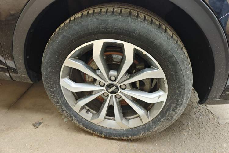 Used Wey VV6 2020 2.0T Two-Wheel Drive Smart Protection+ Right Front Wheel Hub