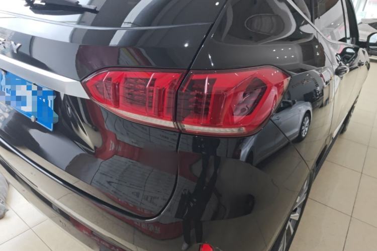 Used Wey VV6 2020 2.0T Two-Wheel Drive Smart Enjoyment+ Right Rear Taillight