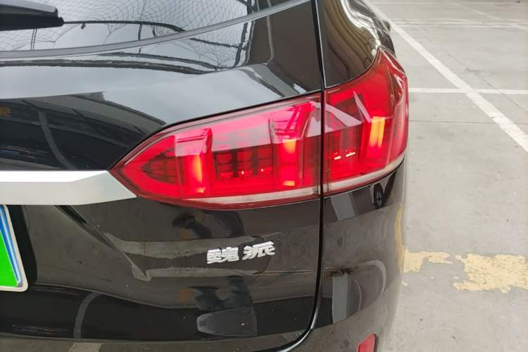 Used Wey VV6 2020 2.0T Two-Wheel Drive Smart Protection+ Right Rear Taillight