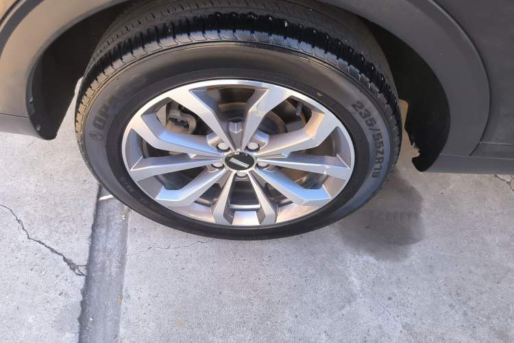 Used Wey VV6 2020 2.0T Two-Wheel Drive Smart Enjoyment+ Right Rear Wheel Hub