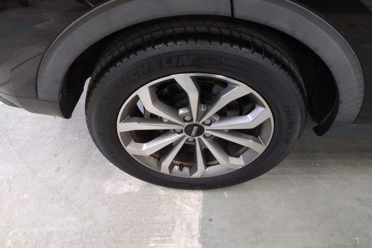 Used Wey VV6 2020 2.0T Two-Wheel Drive Smart Protection+ Right Rear Wheel Hub