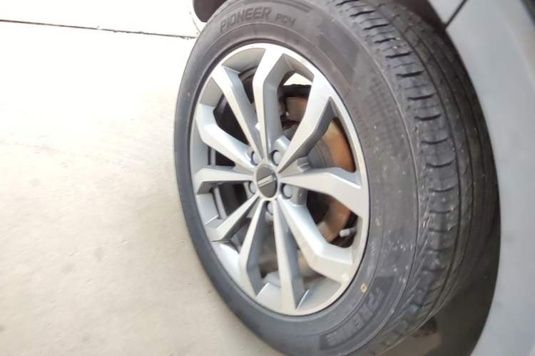 Used Wey VV6 2020 2.0T Two-Wheel Drive Smart Protection+ Right Rear Wheel Hub