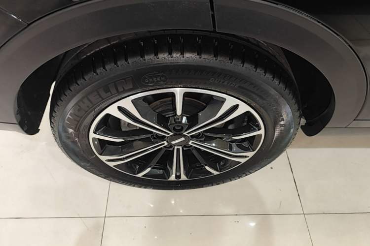 Used Wey VV6 2020 2.0T Two-Wheel Drive Smart Enjoyment+ Right Rear Wheel Hub