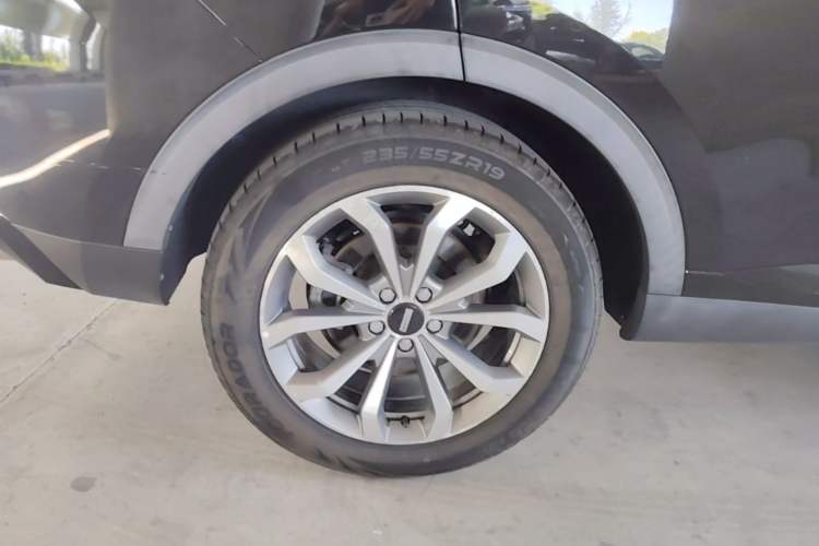 Used Wey VV6 2020 2.0T Two-Wheel Drive Smart Protection+ Right Rear Wheel Hub