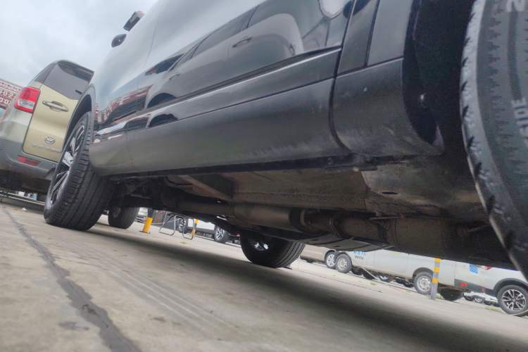 Used Wey VV6 2020 2.0T Two-Wheel Drive Smart Protection+ Right Side Sill