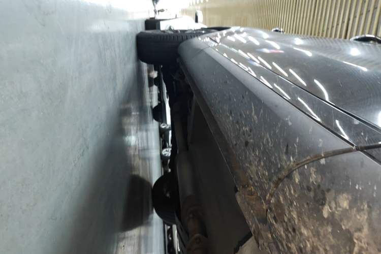 Used Wey VV6 2020 2.0T Two-Wheel Drive Zhiyue+ Right Side Sill