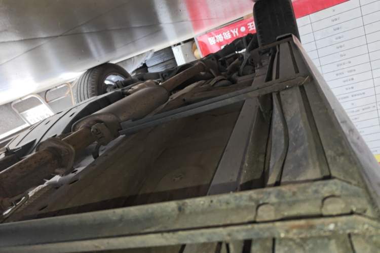 Used Wey VV6 2020 2.0T Two-Wheel Drive Smart Enjoyment+ Right Side Sill