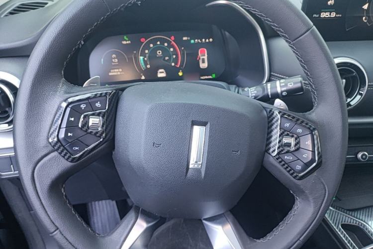 Used Wey VV6 2020 2.0T Two-Wheel Drive Smart Enjoyment+ Steering Wheel