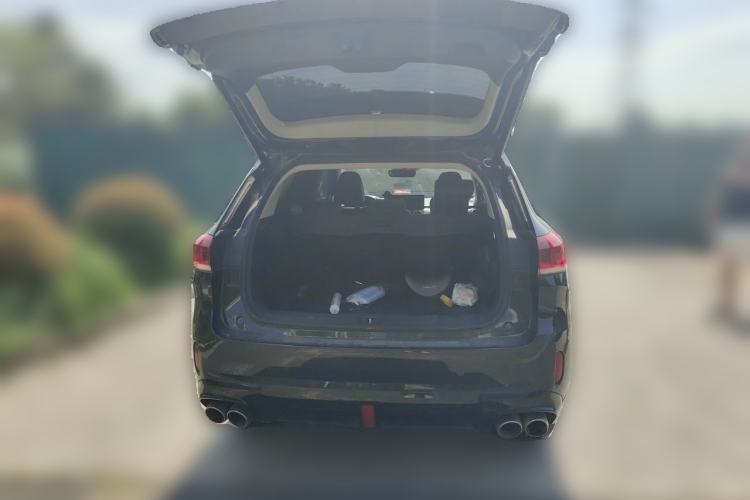 Used Wey VV6 2020 2.0T Two-Wheel Drive Smart Enjoyment+ Trunk