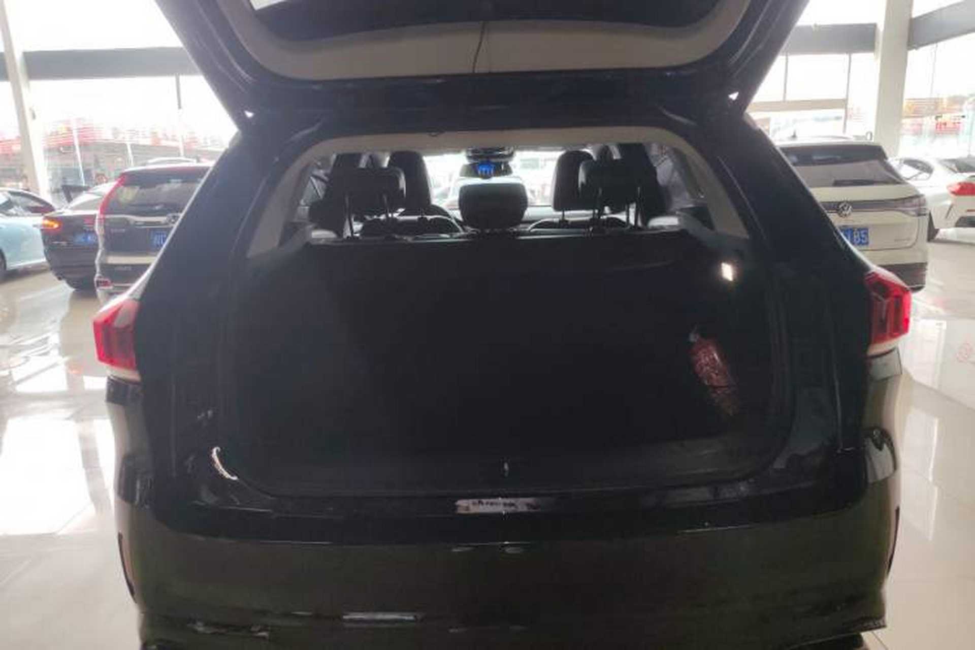 Used Wey VV6 2020 2.0T Two-Wheel Drive Smart Protection+ Trunk