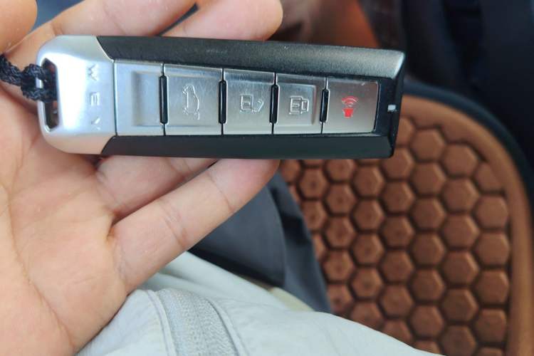 Used Wey VV6 2020 2.0T Two-Wheel Drive Smart Protection+ Vehicle Key