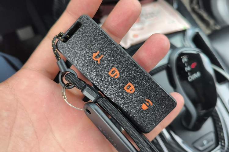 Used Wey VV6 2020 2.0T Two-Wheel Drive Smart Protection+ Vehicle Key