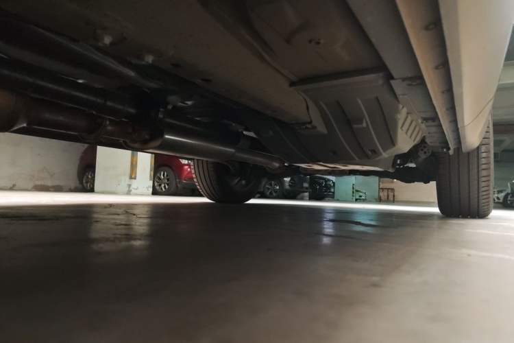 Used Wey VV6 2020 2.0T Four-Wheel Drive Zhiyu+ Chassis Front Left