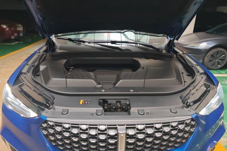 Used Wey VV6 2020 2.0T Four-Wheel Drive Zhiyu+ Engine Bay