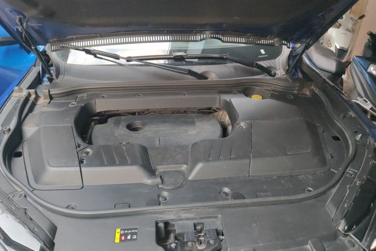 Used Wey VV6 2020 2.0T Two-Wheel Drive Smart Enjoyment+ Engine Bay