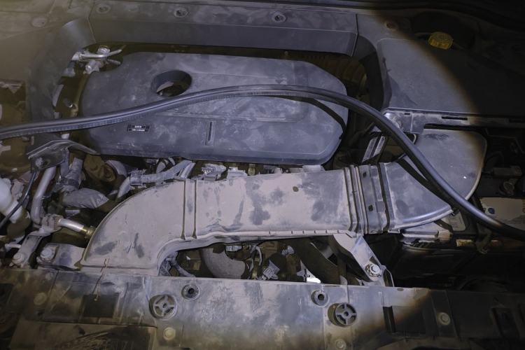 Used Wey VV6 2020 2.0T Two-Wheel Drive Smart Protection+ Engine Bay