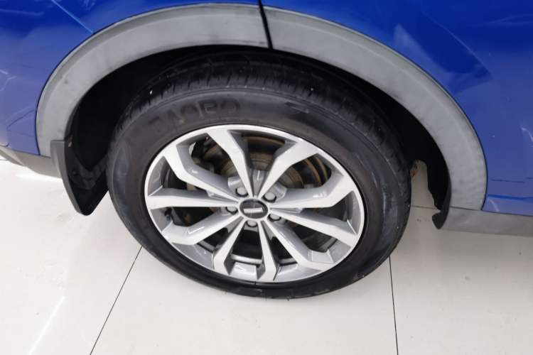 Used Wey VV6 2020 2.0T Two-Wheel Drive Smart Protection+ Exterior 8