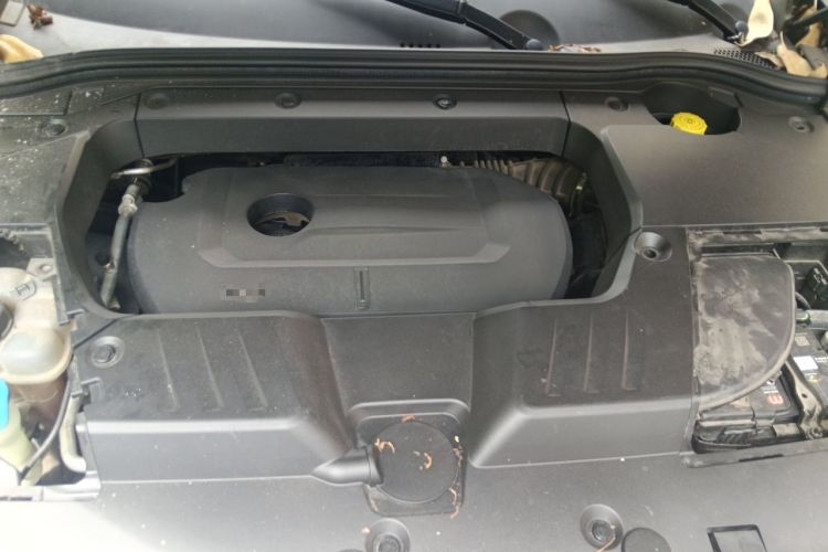 Used Wey VV6 2020 2.0T Two-Wheel Drive Zhiyue+ Engine Bay