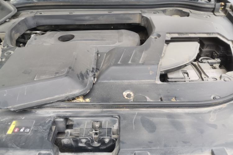 Used Wey VV6 2020 2.0T Two-Wheel Drive Smart Protection+ Engine Bay