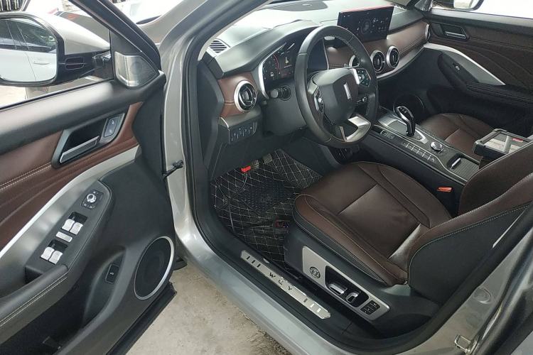 Used Wey VV6 2020 2.0T Four-Wheel Drive Zhiyu+ Interior 3