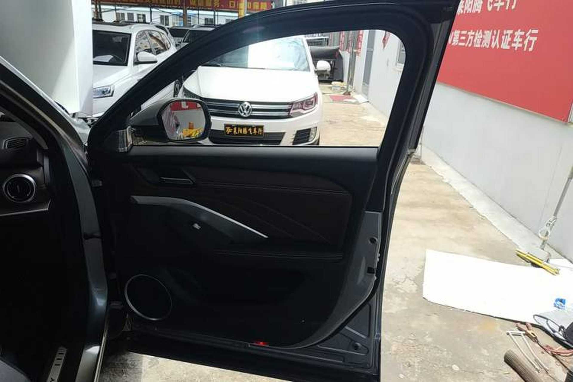 Used Wey VV6 2020 2.0T Four-Wheel Drive Zhiyu+ Interior 5