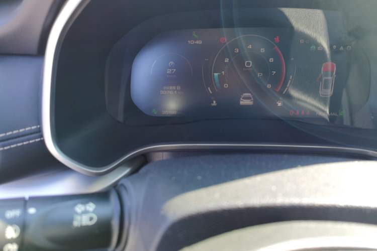 Used Wey VV6 2020 2.0T Two-Wheel Drive Smart Protection+ Odometer Close Up