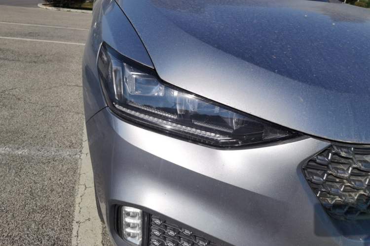 Used Wey VV6 2020 2.0T Two-Wheel Drive Smart Protection+ Right Front Headlight