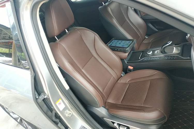 Used Wey VV6 2020 2.0T Four-Wheel Drive Zhiyu+ Right Front Seat