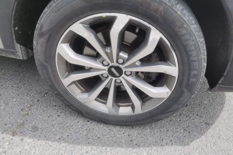 Used Wey VV6 2020 2.0T Two-Wheel Drive Smart Protection+ Right Front Wheel Hub