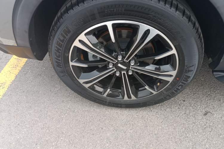 Used Wey VV6 2020 2.0T Two-Wheel Drive Smart Enjoyment+ Right Rear Wheel Hub
