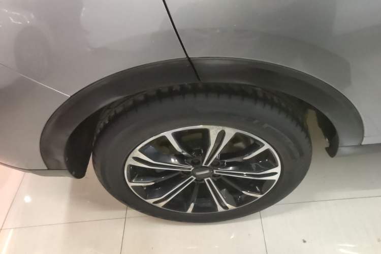 Used Wey VV6 2020 2.0T Two-Wheel Drive Smart Protection+ Right Rear Wheel Hub
