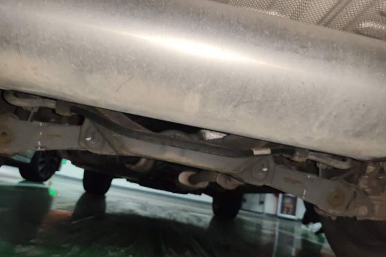 Used Wey VV6 2020 2.0T Two-Wheel Drive Smart Protection+ Chassis Rear