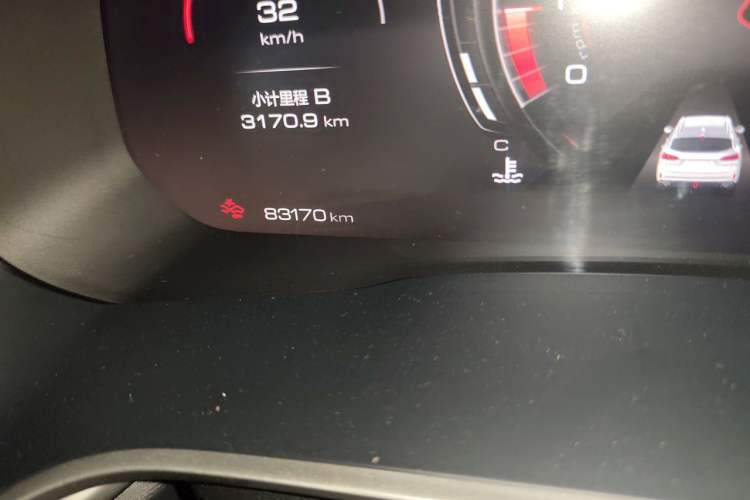 Used Wey VV6 2020 2.0T Two-Wheel Drive Smart Protection+ Odometer Close Up