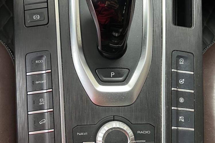Used Wey VV6 2020 2.0T Two-Wheel Drive Smart Protection+ Gear Lever