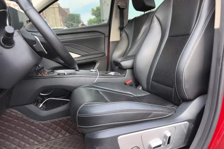 Used Wey VV6 2020 2.0T Two-Wheel Drive Smart Protection+ Left Front Seat