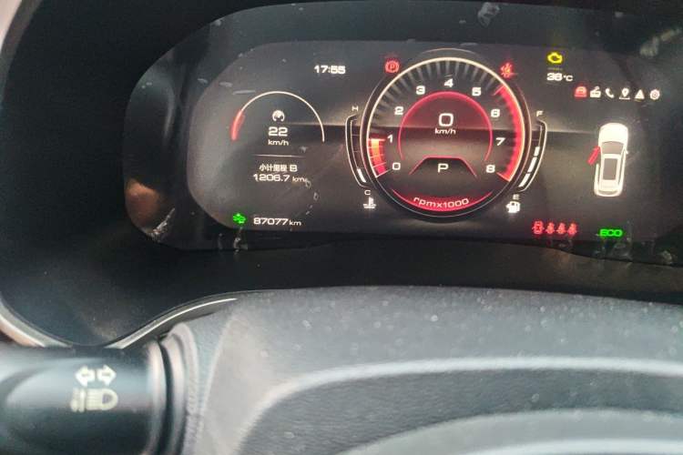 Used Wey VV6 2020 2.0T Two-Wheel Drive Smart Enjoyment+ Odometer Close Up