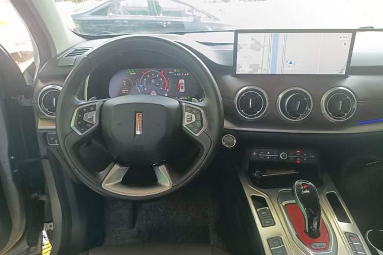 Used Wey VV6 2020 2.0T Two-Wheel Drive Smart Enjoyment+ Center Console