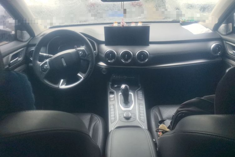 Used Wey VV6 2020 2.0T Four-Wheel Drive Zhiyu+ Center Console