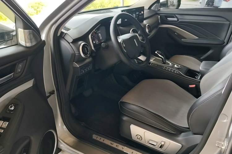 Used Wey VV6 2020 2.0T Two-Wheel Drive Smart Protection+ Driver Seat