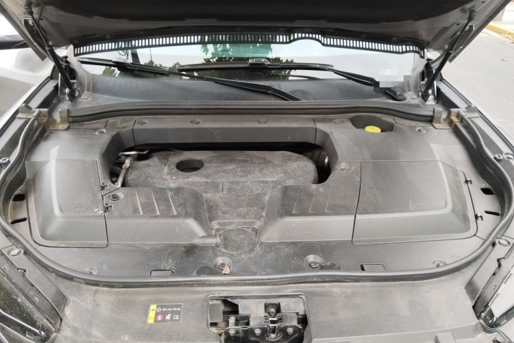 Used Wey VV6 2020 2.0T Two-Wheel Drive Smart Protection+ Engine Bay